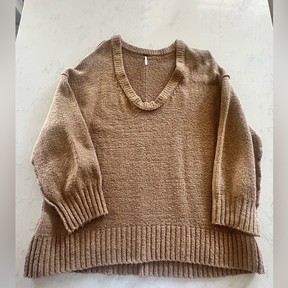FREE PEOPLE Brookside oversized sweater tunic size large L camel tan - Picture 3 of 10